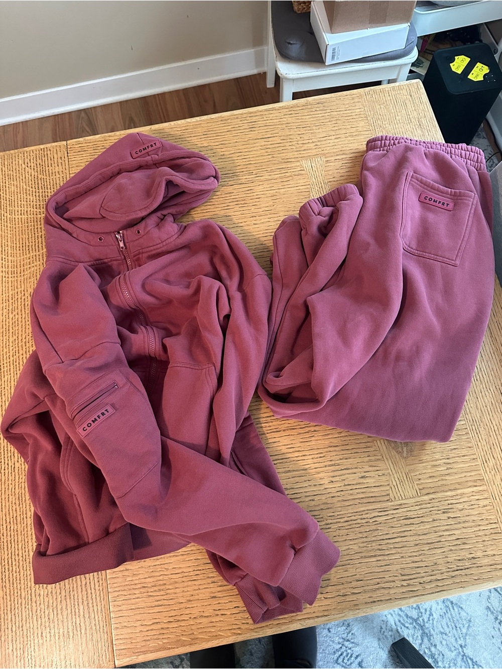 Comfrt airplane zip up and joggers set 2xl